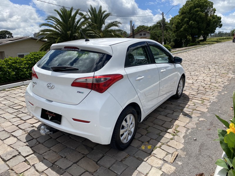 HB20 1.0 COMFORT PLUS 12V FLEX 4P MANUAL - 2014 - CARLOS BARBOSA