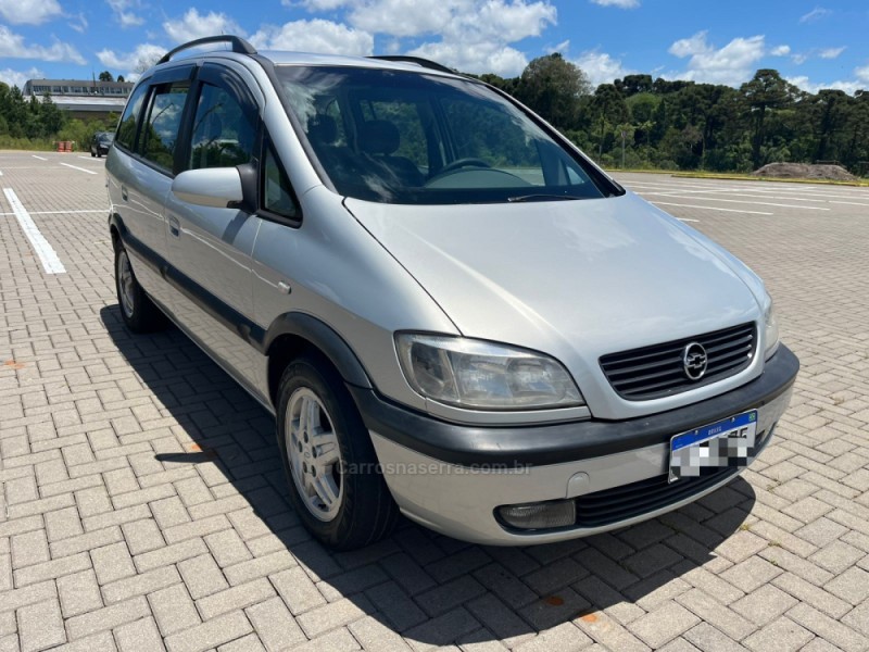 ZAFIRA 2.0 MPFI 16V GASOLINA 4P MANUAL - 2001 - CAXIAS DO SUL