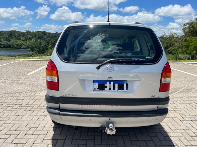 ZAFIRA 2.0 MPFI 16V GASOLINA 4P MANUAL - 2001 - CAXIAS DO SUL