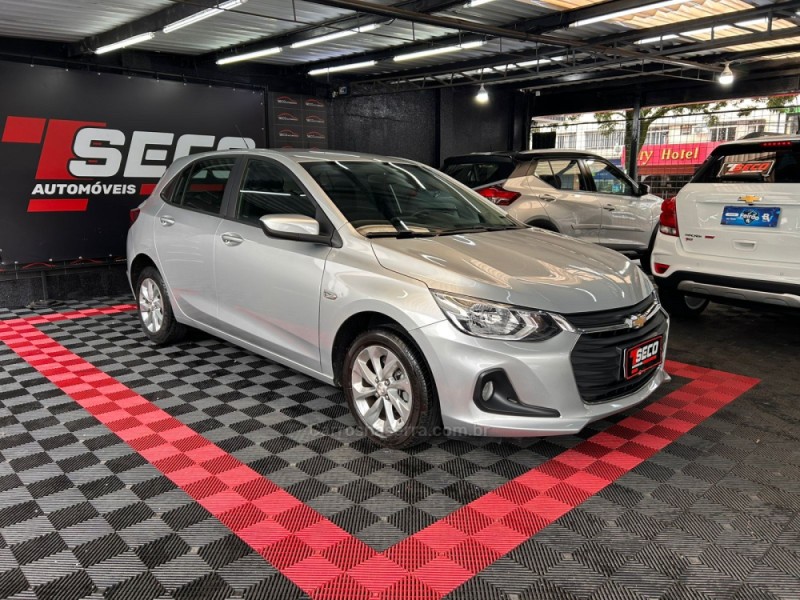 ONIX 1.0 LTZ 12V TURBO FLEX 4P MANUAL - 2021 - PASSO FUNDO