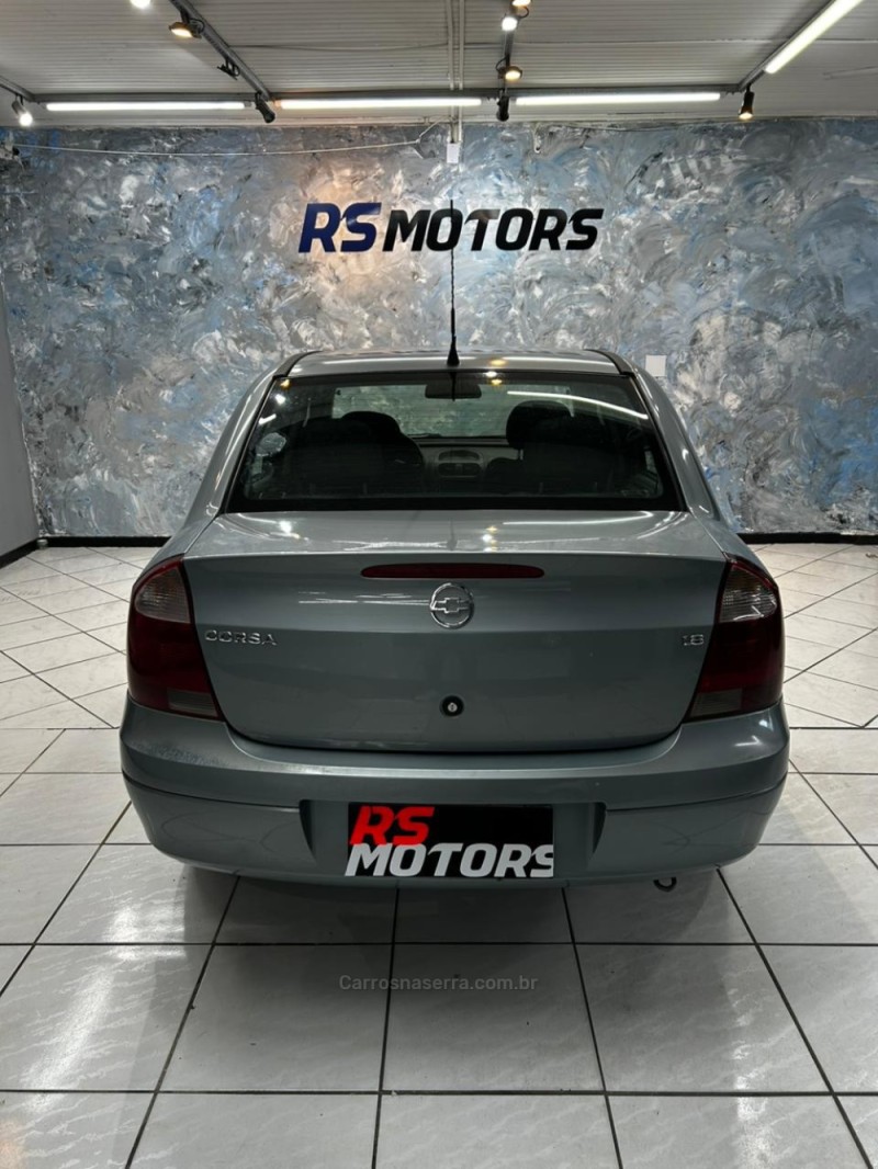 CORSA 1.8 MPFI SEDAN 8V GASOLINA 4P MANUAL - 2003 - CAXIAS DO SUL