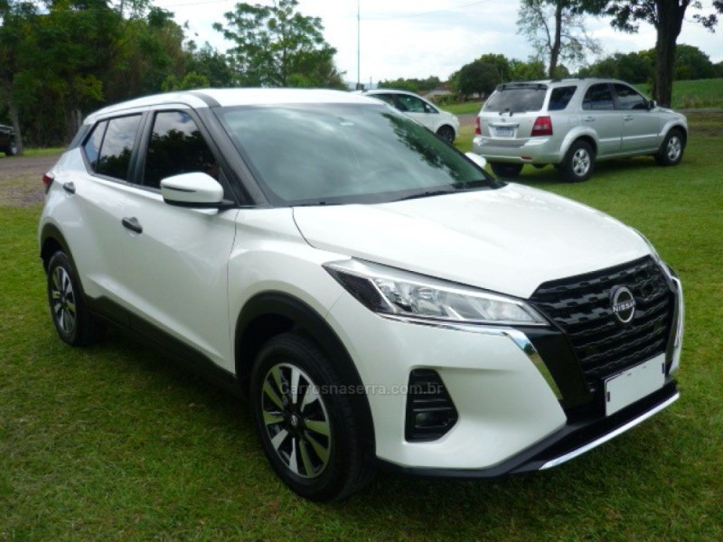 KICKS 1.6 ACTIVE 16V FLEX 4P AUTOMÁTICO