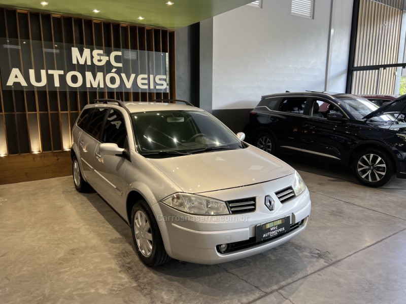 MÉGANE 1.6 DYNAMIQUE GRAND TOUR 16V FLEX 4P MANUAL - 2012 - CAXIAS DO SUL