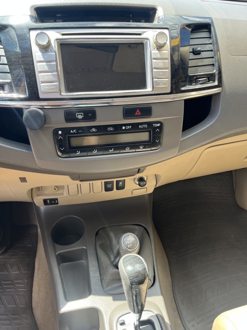 HILUX SW4 3.0 SRV 4X4 16V TURBO INTERCOOLER DIESEL 4P MANUAL - 2012 - CAXIAS DO SUL