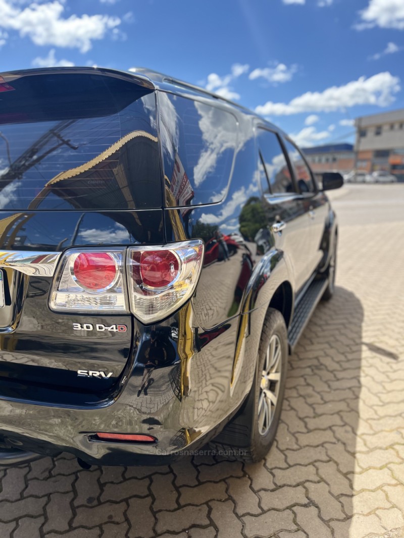 HILUX SW4 3.0 SRV 4X4 16V TURBO INTERCOOLER DIESEL 4P MANUAL - 2012 - CAXIAS DO SUL