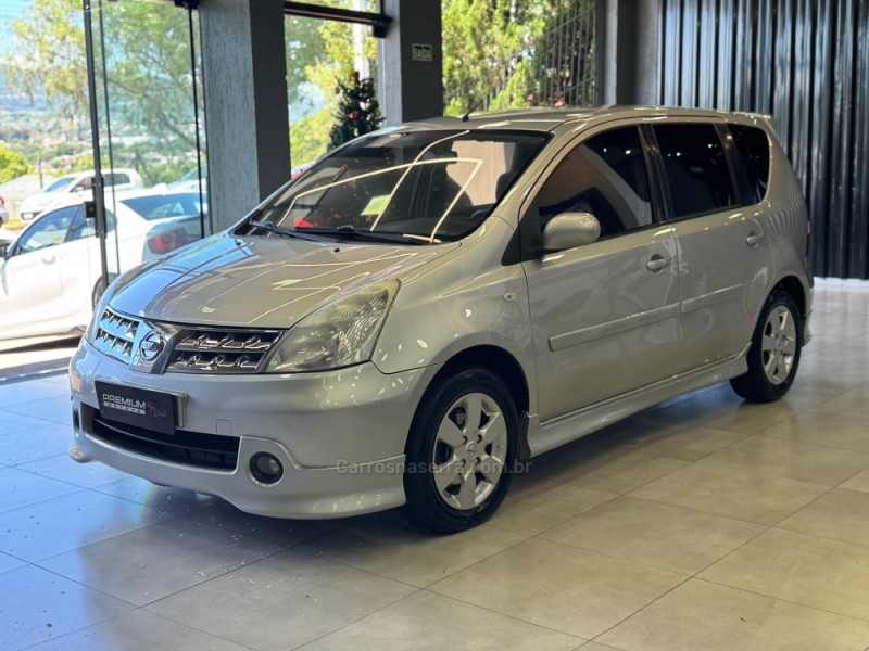 GRAND LIVINA 1.8 SL 16V FLEX 4P AUTOMÁTICO - 2010 - DOIS IRMãOS
