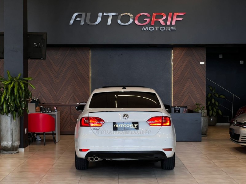 JETTA 2.0 COMFORTLINE FLEX 4P TIPTRONIC - 2013 - CAMPO BOM