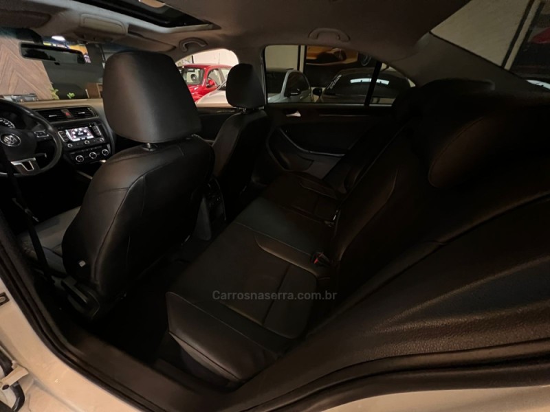 JETTA 2.0 COMFORTLINE FLEX 4P TIPTRONIC - 2013 - CAMPO BOM