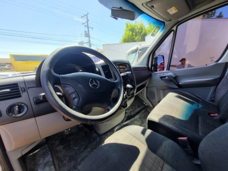 SPRINTER 2.2 CHASSI 515 LONGO DIESEL 3P MANUAL - 2018 - PORTãO