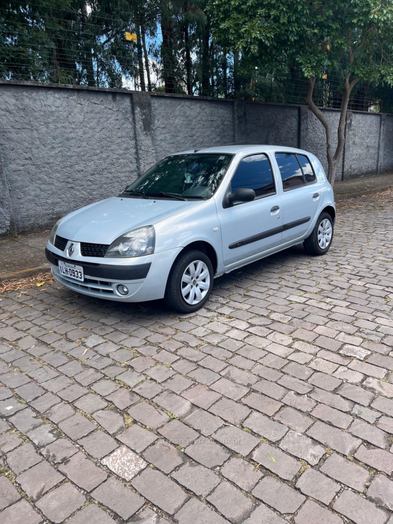 clio  2003 caxias do sul