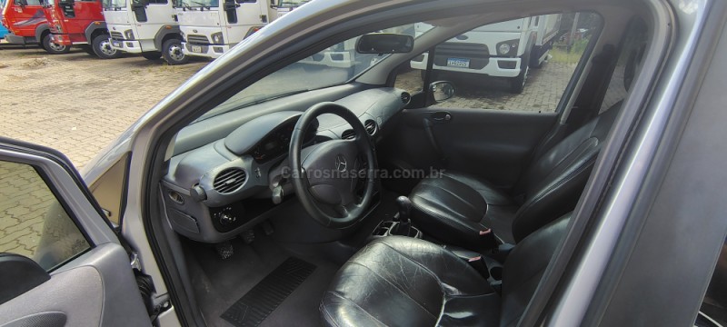 CLASSE A 1.9 190 CLASSIC GASOLINA 4P MANUAL - 2001 - PORTãO