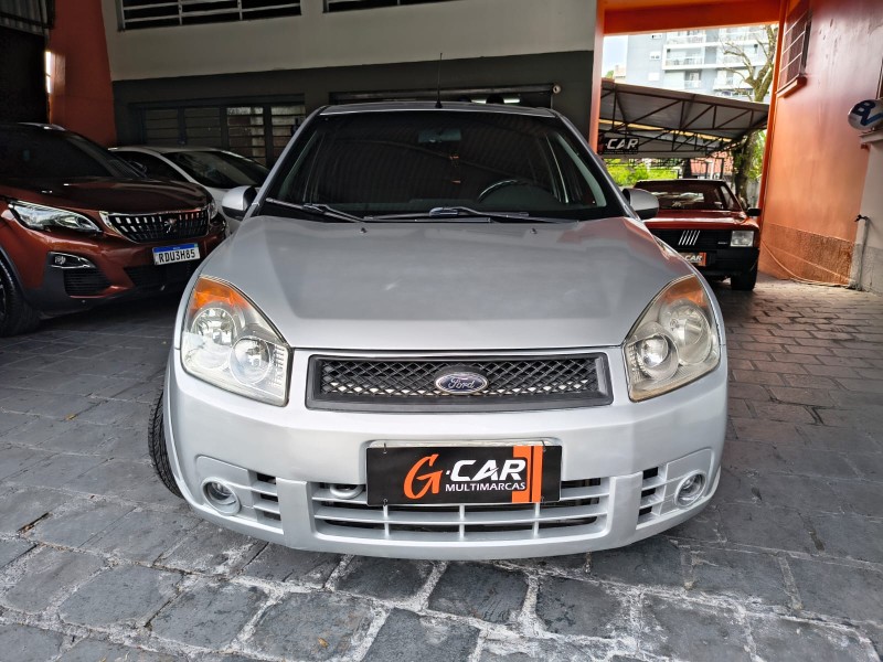 FIESTA 1.0 MPI PERSONNALITÉ 8V GASOLINA 4P MANUAL - 2008 - CAXIAS DO SUL