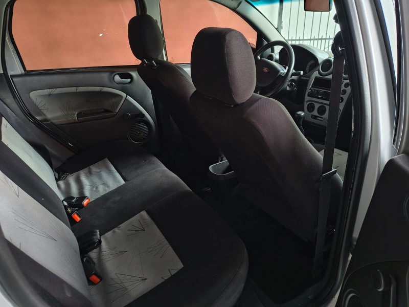 FIESTA 1.0 MPI PERSONNALITÉ 8V GASOLINA 4P MANUAL - 2008 - CAXIAS DO SUL