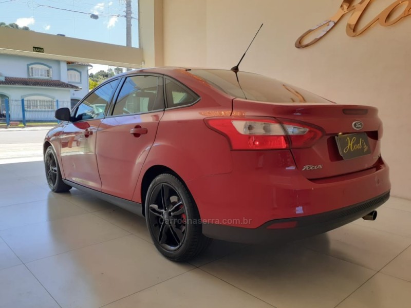 FOCUS 2.0 SE SEDAN 16V FLEX 4P AUTOMÁTICO - 2015 - CANELA