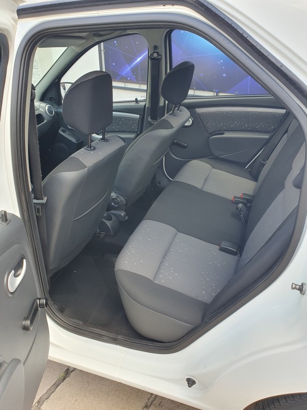 LOGAN 1.6 EXPRESSION 16V FLEX 4P MANUAL - 2011 - CAXIAS DO SUL