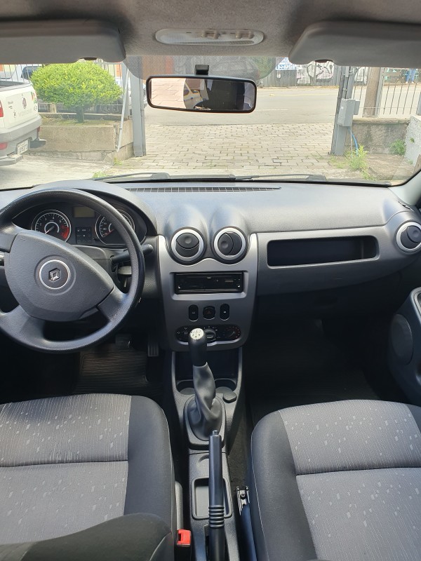 LOGAN 1.6 EXPRESSION 16V FLEX 4P MANUAL - 2011 - CAXIAS DO SUL