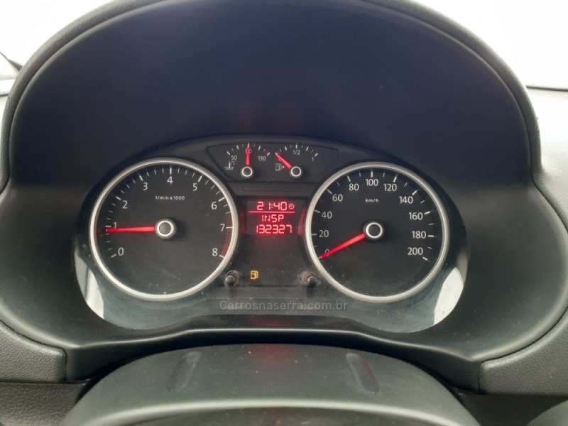 VOYAGE 1.0 MI TRENDLINE 8V FLEX 4P MANUAL - 2013 - CANELA