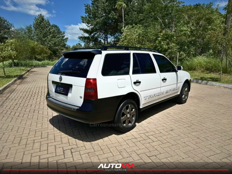 PARATI 1.6 MI TRACK & FIELD 8V FLEX 4P MANUAL G.IV - 2006 - SAPIRANGA