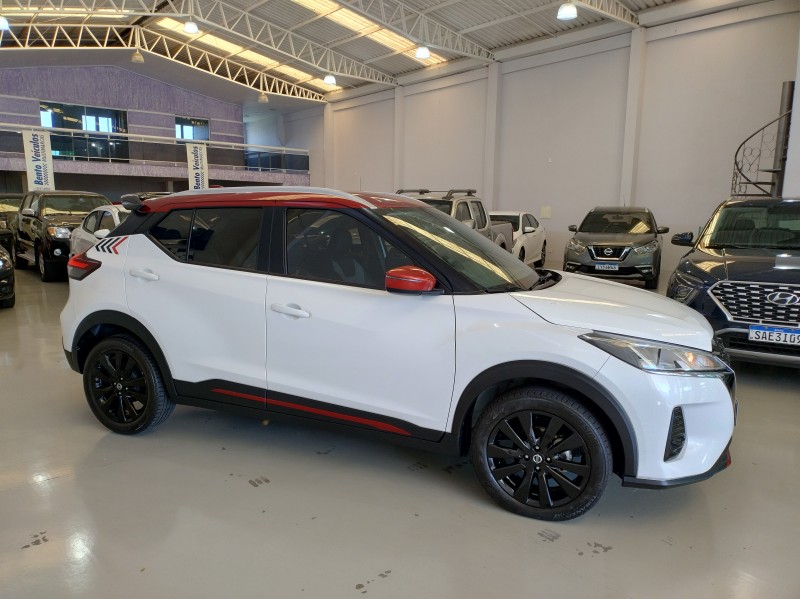 KICKS 1.6 XPLAY 16V FLEX 4P AUTOMÁTICO - 2022 - BENTO GONçALVES