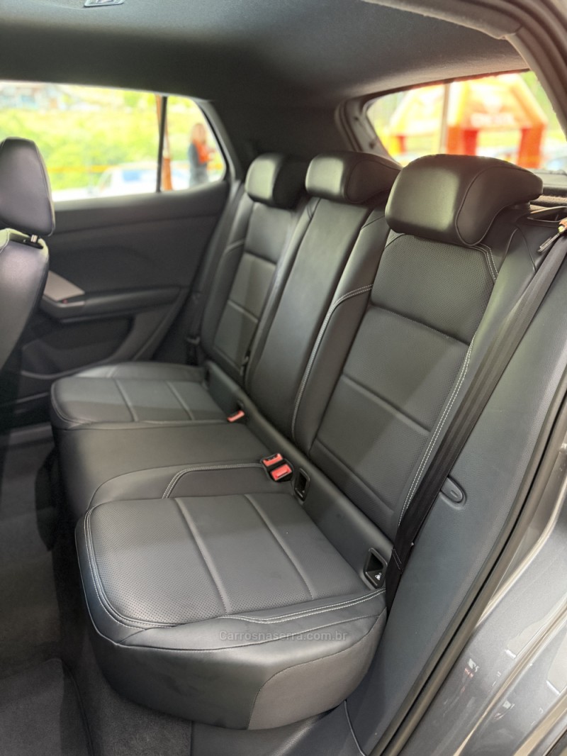 T-CROSS 1.4 HIGHLINE TSI 16V FLEX 4P AUTOMÁTICO - 2024 - FARROUPILHA