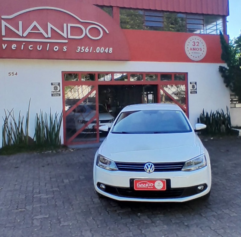 JETTA 2.0 COMFORTLINE FLEX 4P TIPTRONIC - 2011 - ESTâNCIA VELHA