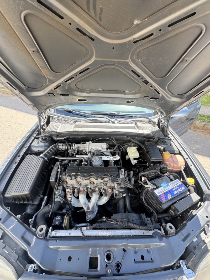 VECTRA 2.2 MPFI GLS 8V GASOLINA 4P MANUAL - 2001 - CAXIAS DO SUL