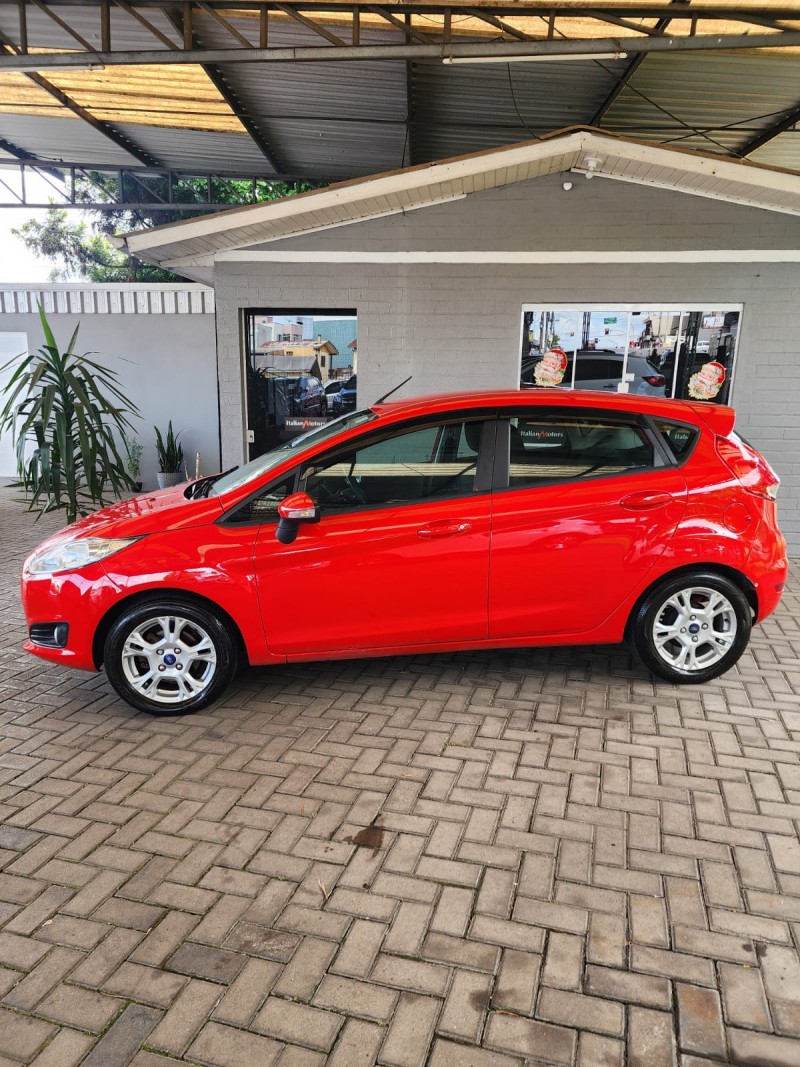 FIESTA 1.5 SE HATCH 16V FLEX 4P MANUAL - 2014 - CAXIAS DO SUL