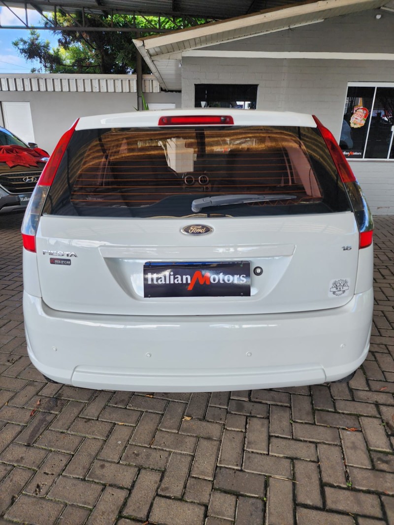 FIESTA 1.6 MPI CLASS HATCH 8V FLEX 4P MANUAL - 2014 - CAXIAS DO SUL