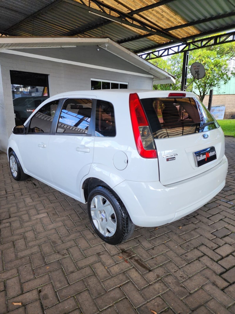 FIESTA 1.6 MPI CLASS HATCH 8V FLEX 4P MANUAL - 2014 - CAXIAS DO SUL