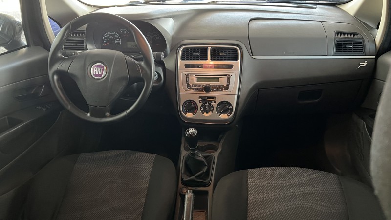 PUNTO 1.4 ATTRACTIVE 8V FLEX 4P MANUAL - 2012 - CAXIAS DO SUL