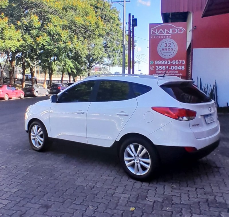 IX35 2.0 MPI 4X2 16V FLEX 4P MANUAL - 2013 - ESTâNCIA VELHA