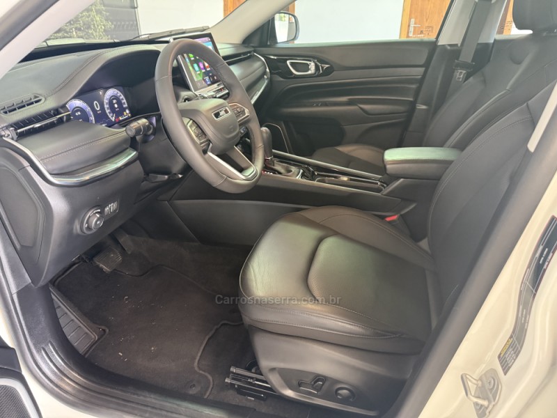 COMPASS 1.3 LIMITED T270 16V TURBO FLEX 4P AUTOMÁTICO - 2025 - GARIBALDI