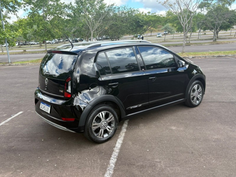 UP 1.0 TSI CROSS 12V FLEX 4P MANUAL - 2018 - BENTO GONçALVES