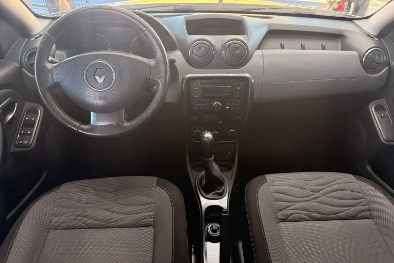 DUSTER 1.6 DYNAMIQUE 4X2 16V FLEX 4P MANUAL - 2014 - CANELA