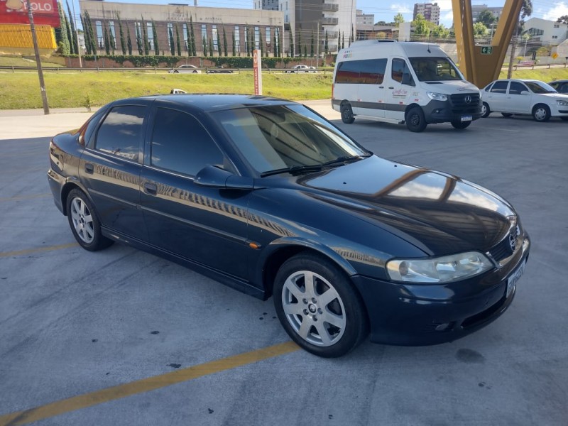 vectra 2.2 sfi gls 16v gasolina 4p automatico 2000 farroupilha