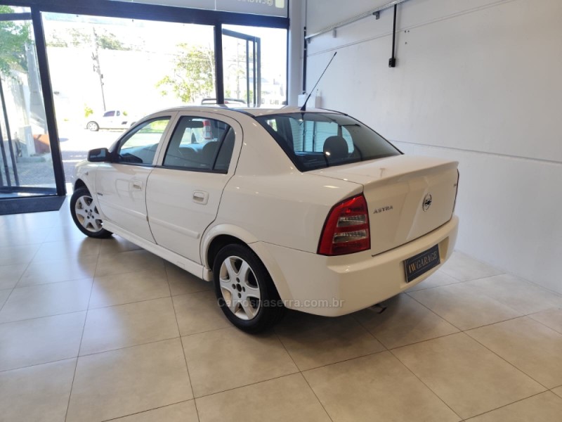 ASTRA 2.0 MPFI ADVANTAGE SEDAN 8V FLEX 4P MANUAL - 2008 - BENTO GONçALVES
