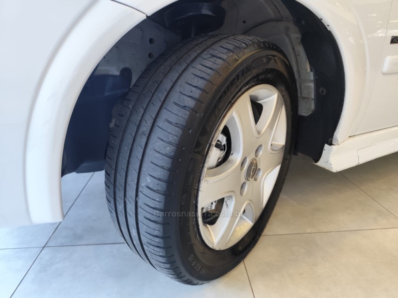 ASTRA 2.0 MPFI ADVANTAGE SEDAN 8V FLEX 4P MANUAL - 2008 - BENTO GONçALVES