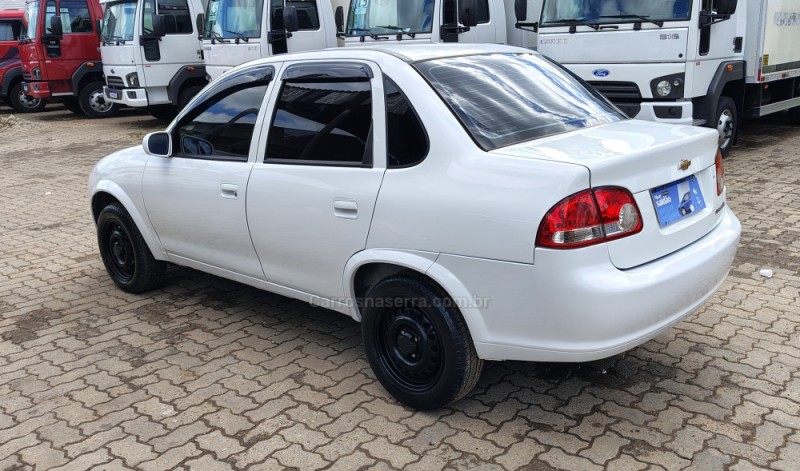 CLASSIC 1.0 VHC LS 8V FLEX 4P MANUAL - 2016 - PORTãO