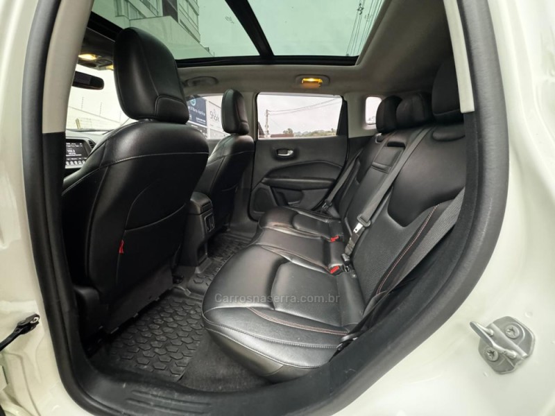 COMPASS 2.0 16V DIESEL TRAILHAWK 4X4 AUTOMÁTICO - 2020 - FELIZ