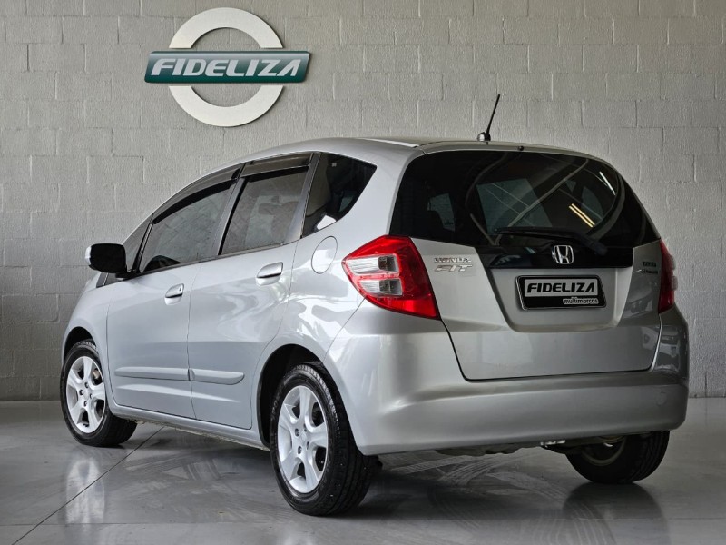 FIT 1.4 LX 16V FLEX 4P AUTOMÁTICO - 2010 - FARROUPILHA