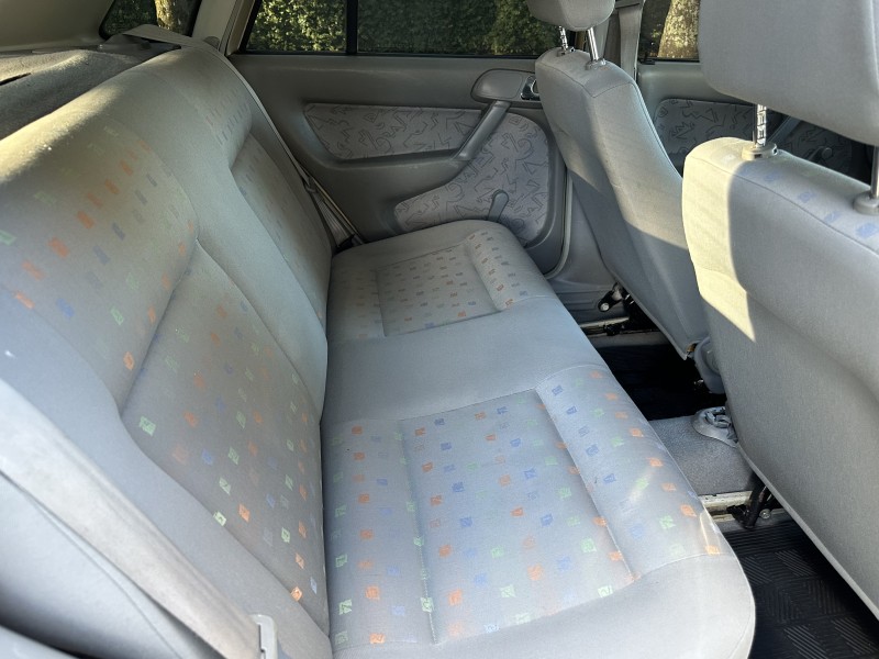 GOL 1.0 MI POWER 8V GASOLINA 4P MANUAL G.III - 2002 - CAXIAS DO SUL