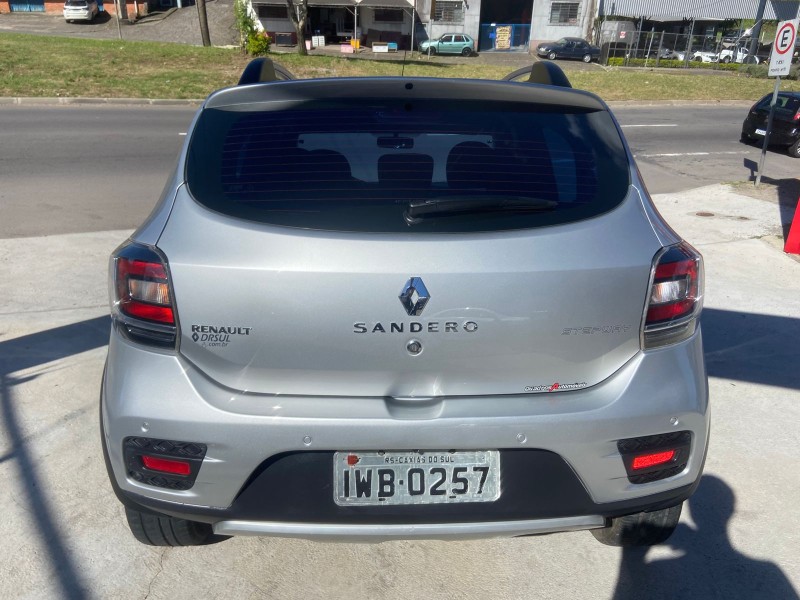 SANDERO 1.6 STEPWAY 16V FLEX 4P MANUAL - 2015 - CAXIAS DO SUL