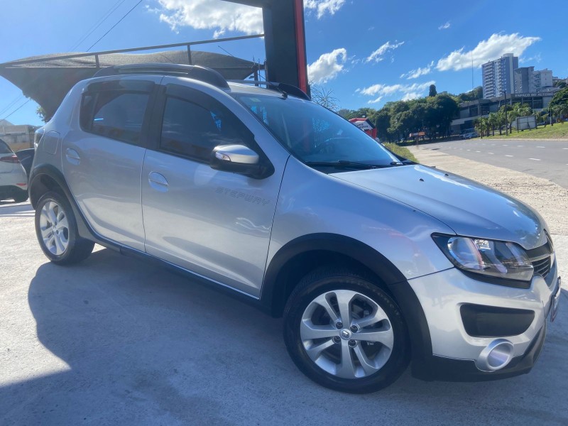 sandero 1.6 stepway 16v flex 4p manual 2015 caxias do sul