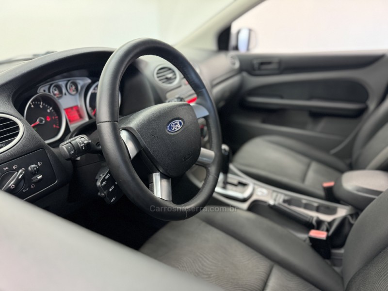 FOCUS 2.0 GLX 16V FLEX 4P AUTOMÁTICO - 2013 - CARLOS BARBOSA