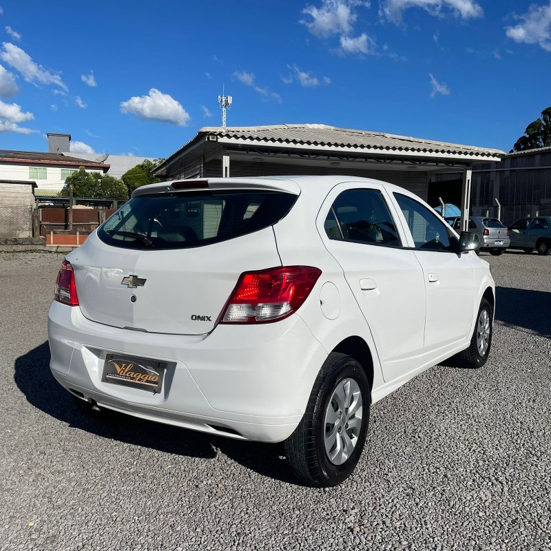 ONIX 1.0 MPFI LS 8V FLEX 4P MANUAL - 2016 - CAXIAS DO SUL