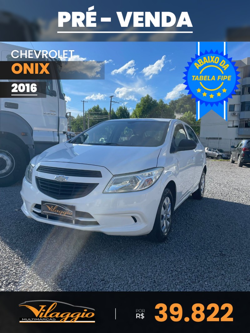 CHEVROLET - ONIX - 2015/2016 - Branca - R$ 39.822,00