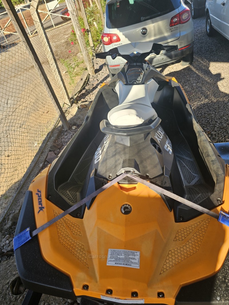 JET SKI SPARK  - 2014 - BENTO GONçALVES
