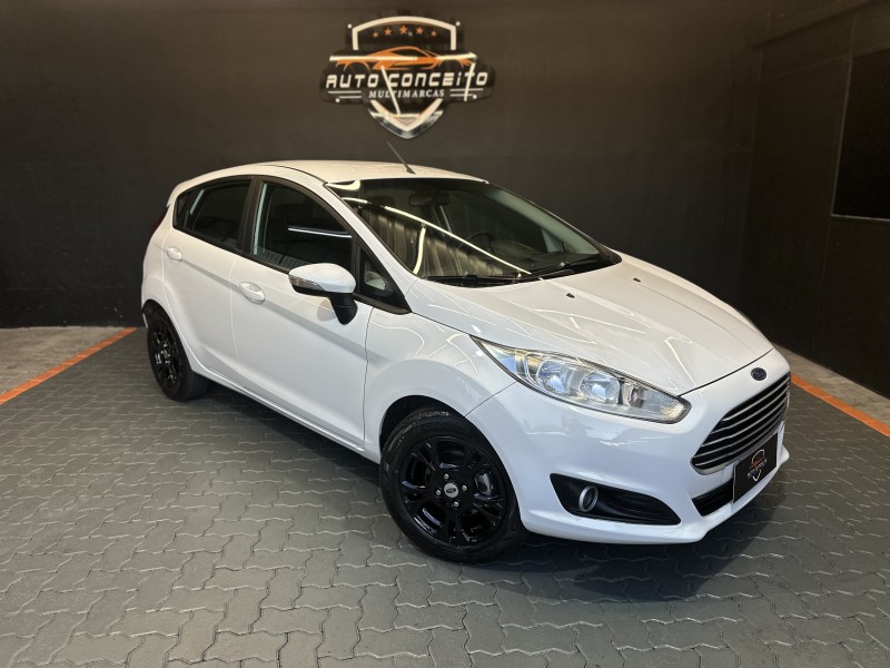 fiesta 1.6 se hatch 16v flex 4p automatico 2014 caxias do sul