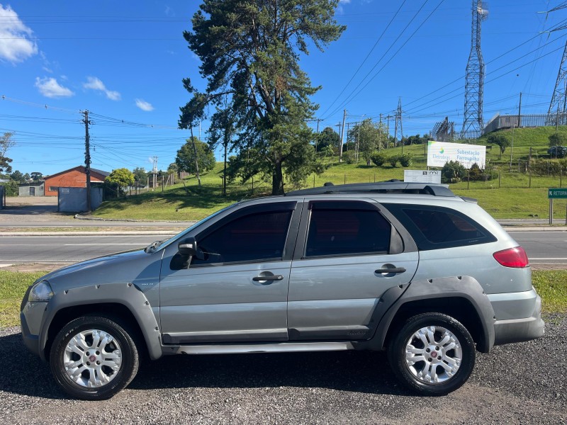 PALIO 1.8 MPI ADVENTURE LOCKER WEEKEND 8V FLEX 4P AUTOMATIZADO - 2010 - FARROUPILHA