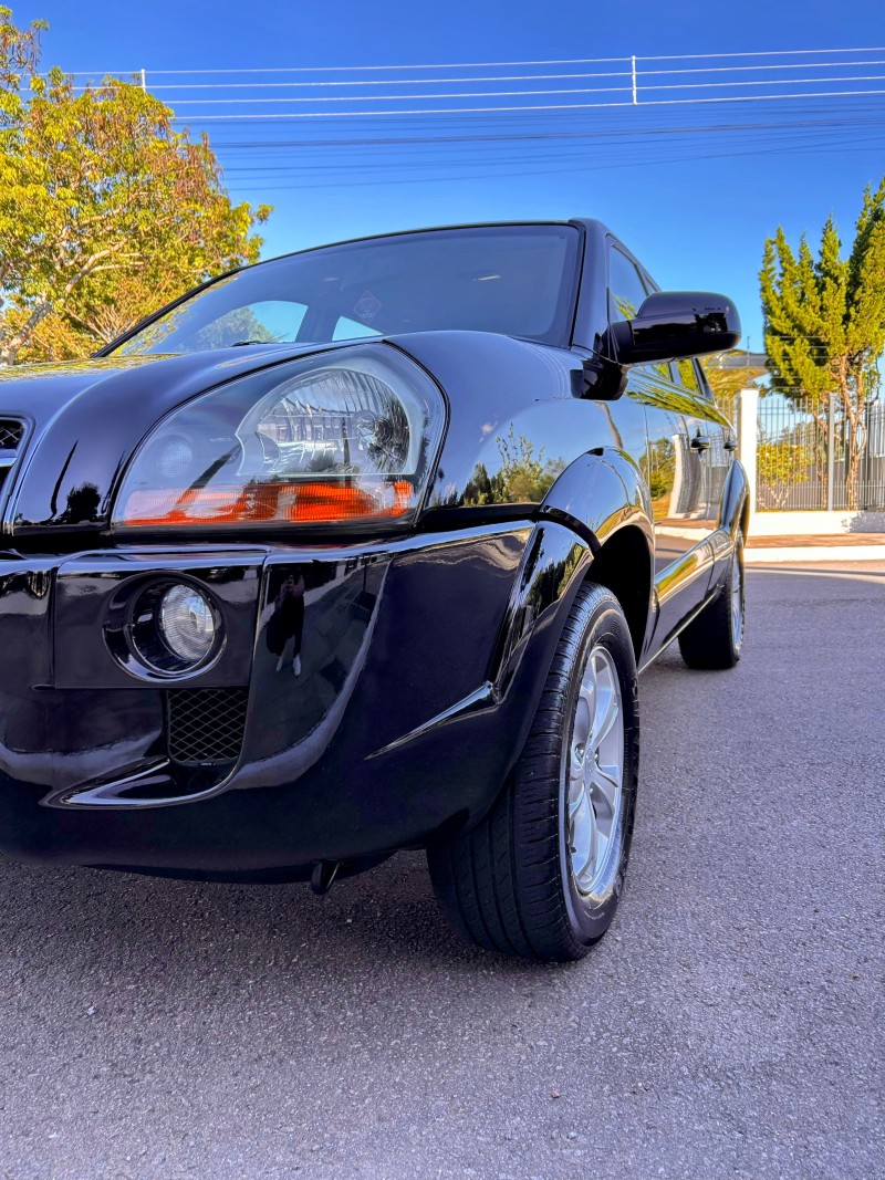 TUCSON 2.0 MPFI GLS 16V 143CV 2WD GASOLINA 4P AUTOMÁTICO - 2013 - BENTO GONçALVES